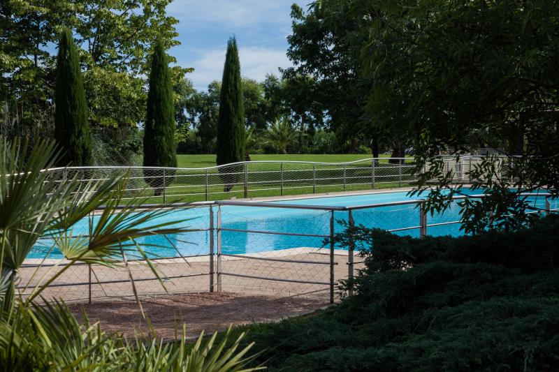 la piscina
