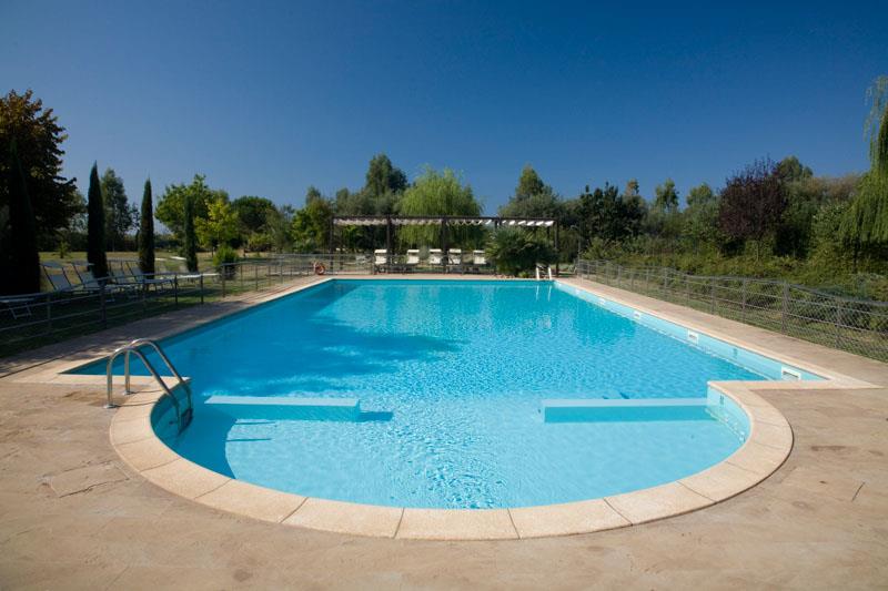 la piscina