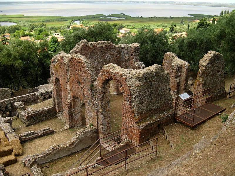 massaciuccoli romana le terme